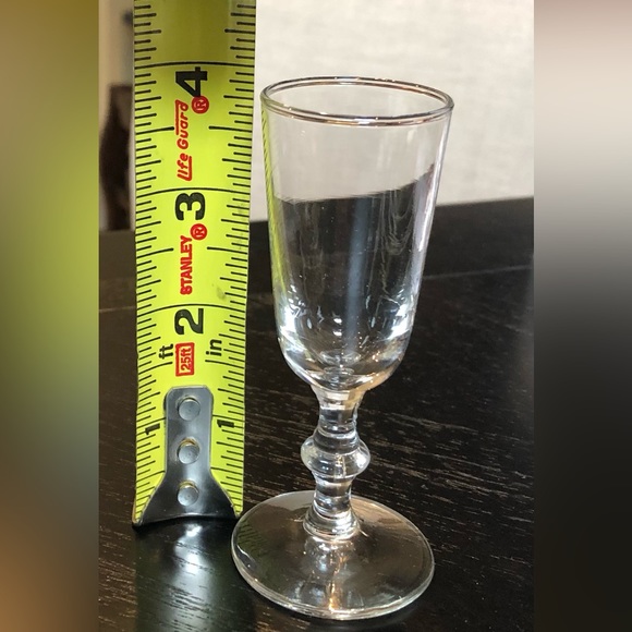 Georgian Cordial glasses by Libbert Glass Vintage Set of 6 Excellent like new - Picture 3 of 4